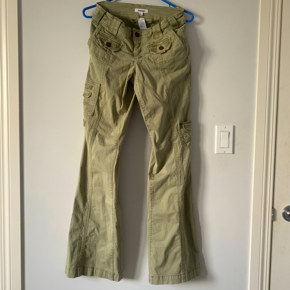 Low waisted flared, light army green cargos - Picture 1 of 2